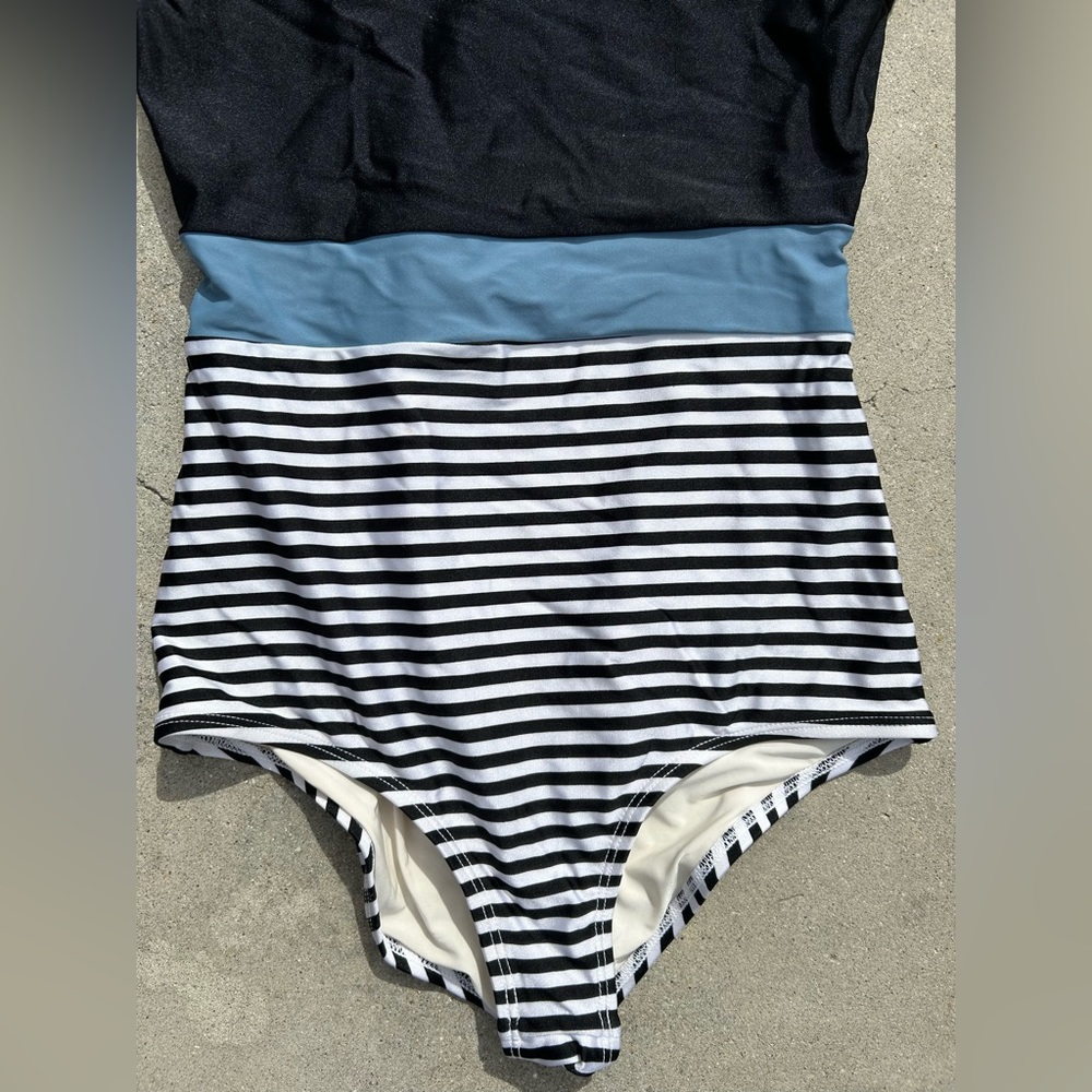 Seea Hermosa bandana one piece - Picture 4 of 5